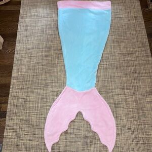 Mermaid Tail Flannel Blanket